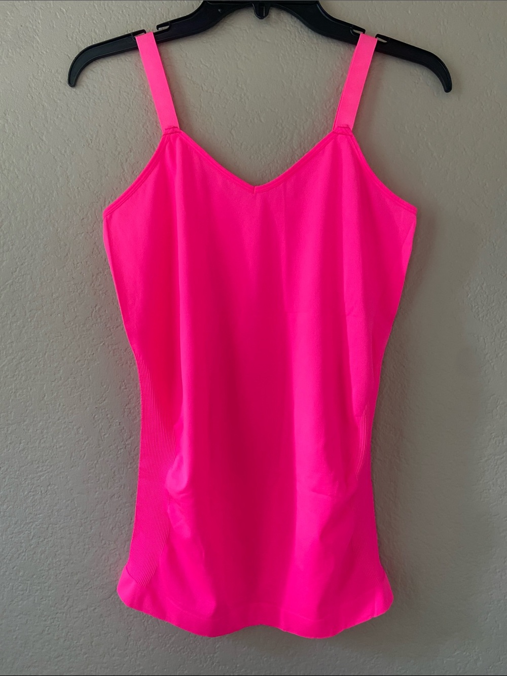 Bright Pink Women's V-Neck Cami Tank Top, Ultra Teeze brand. One-size. New!